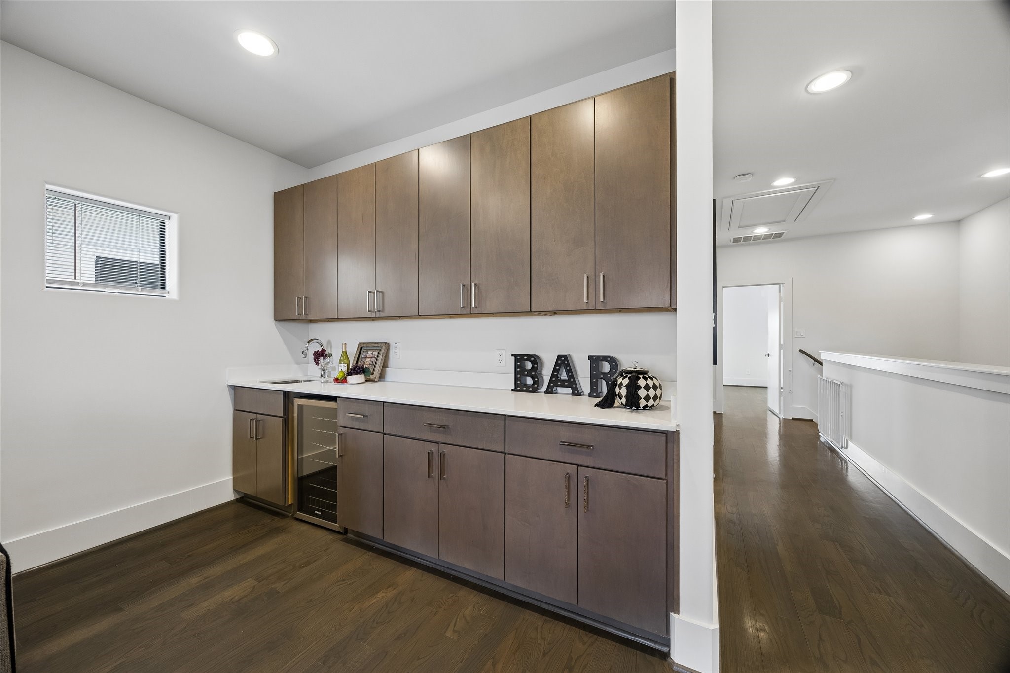 309 Peden Street Street Property Photo 15