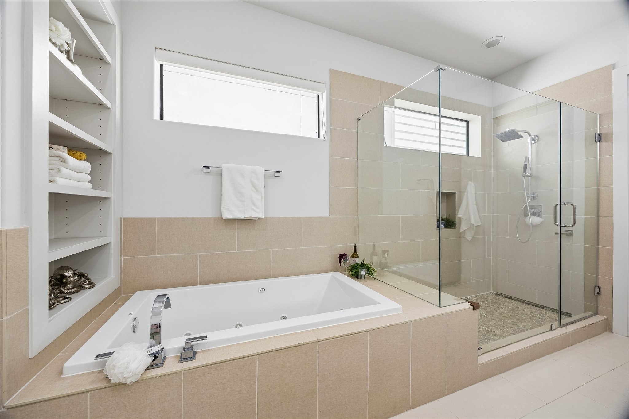 309 Peden Street Street Property Photo 17