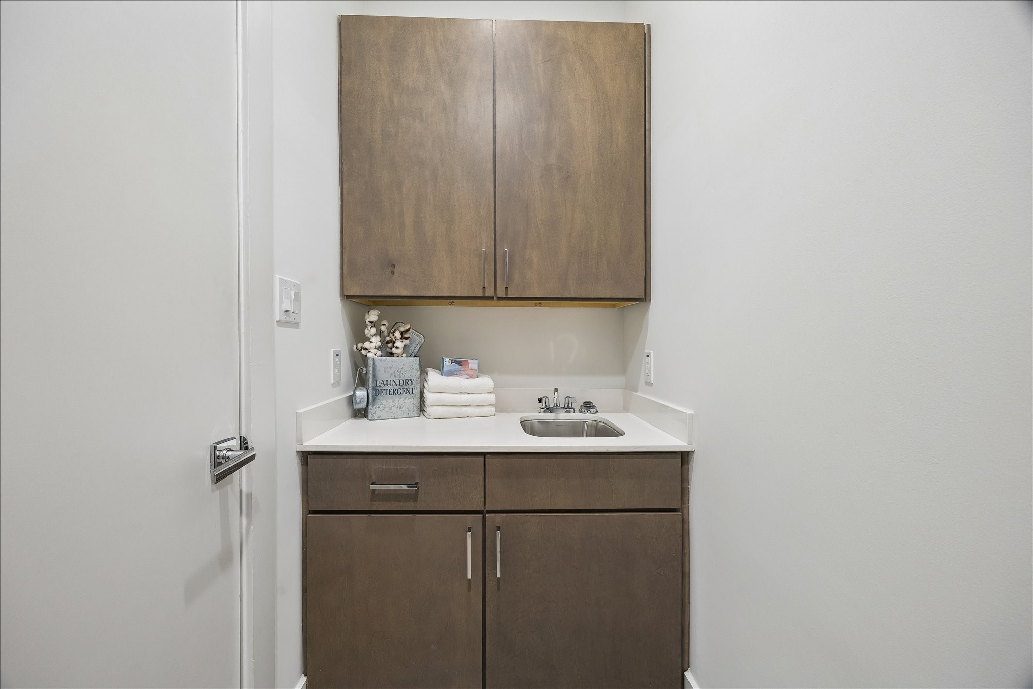309 Peden Street Street Property Photo 24
