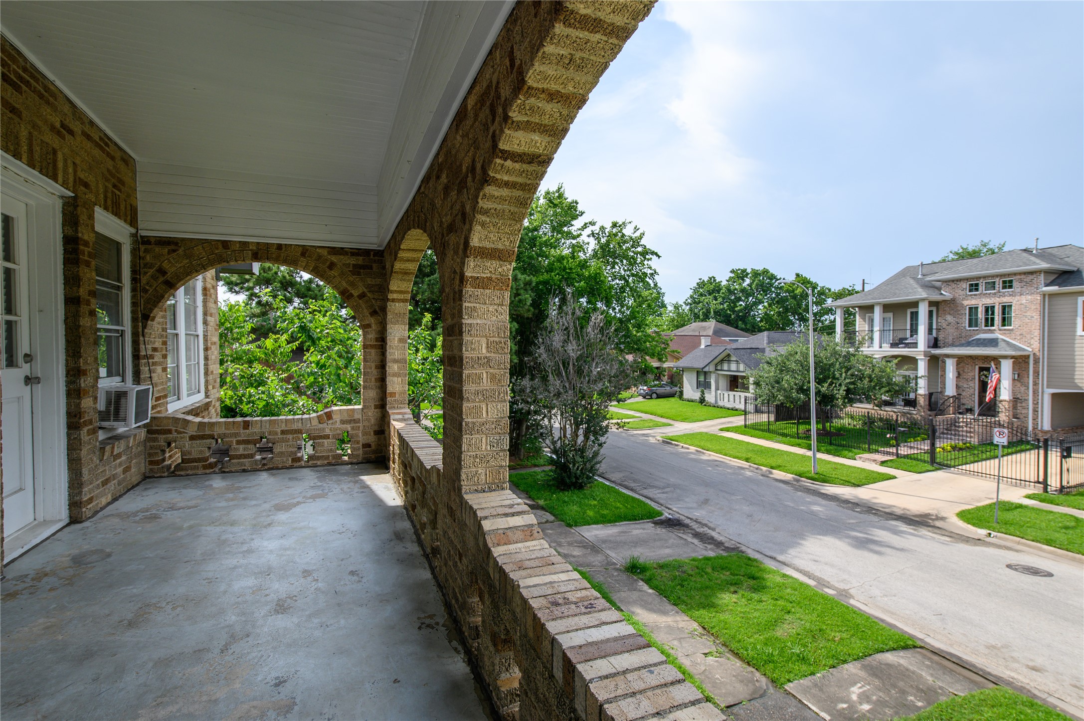 4620 Clay B Property Photo 9