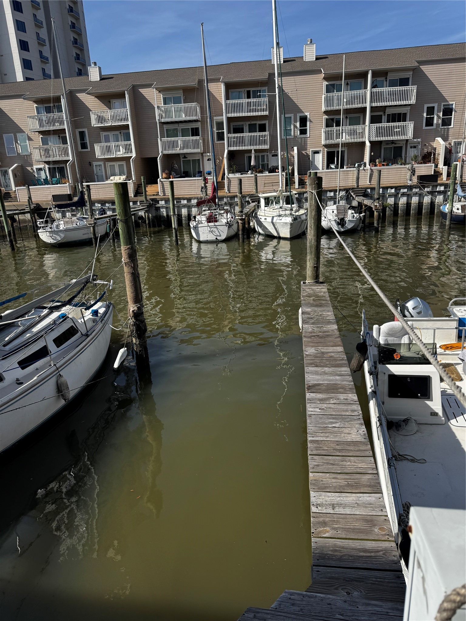 0 Mariner Berth Property Photo 7
