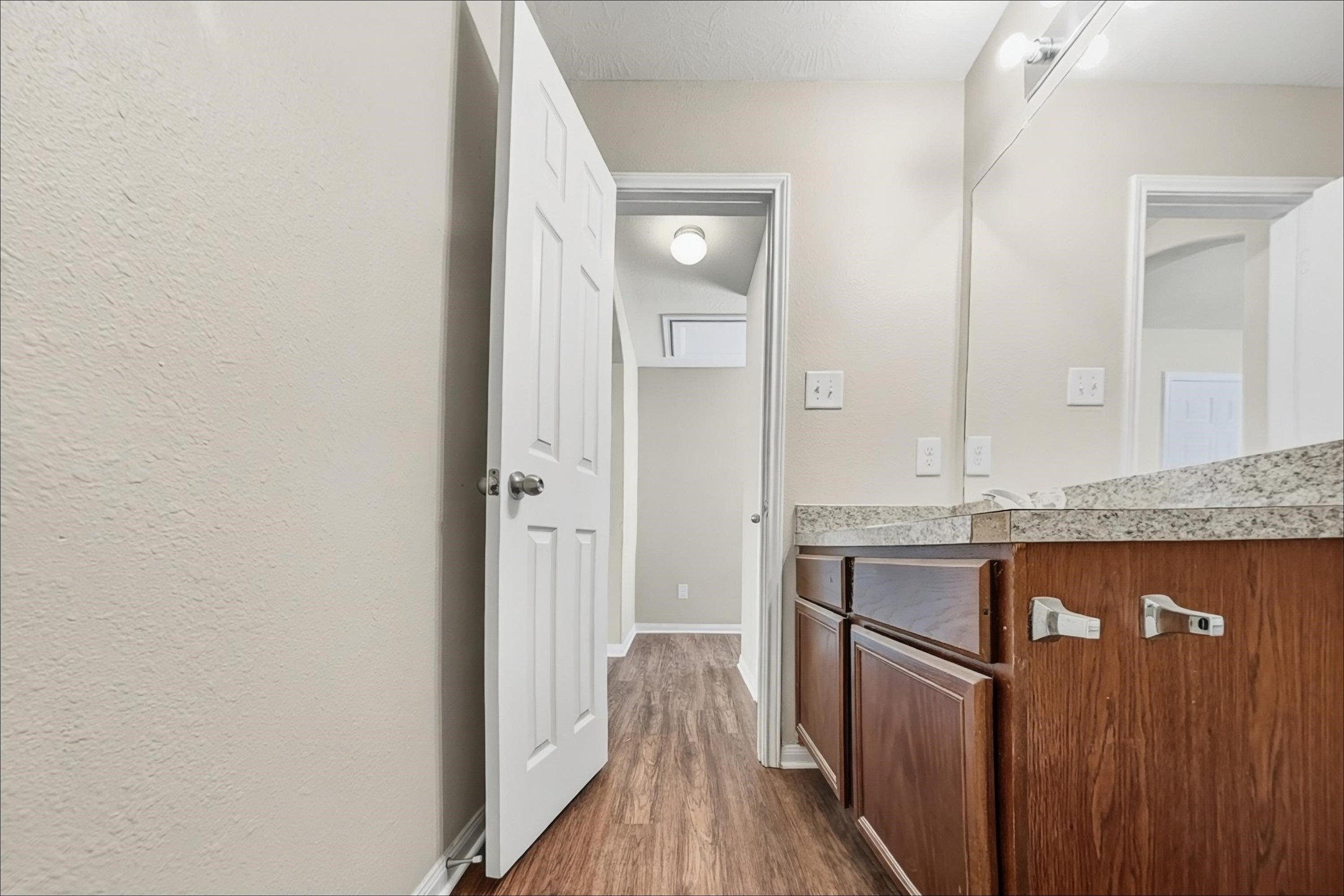 2606 Bammelwood Drive Property Photo 14