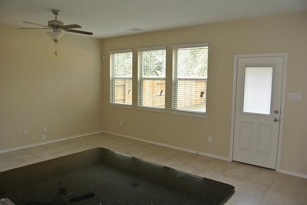 1742 Parkside Shores Lane Property Photo 4