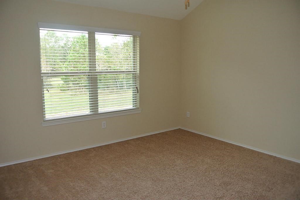 1742 Parkside Shores Lane Property Photo 9