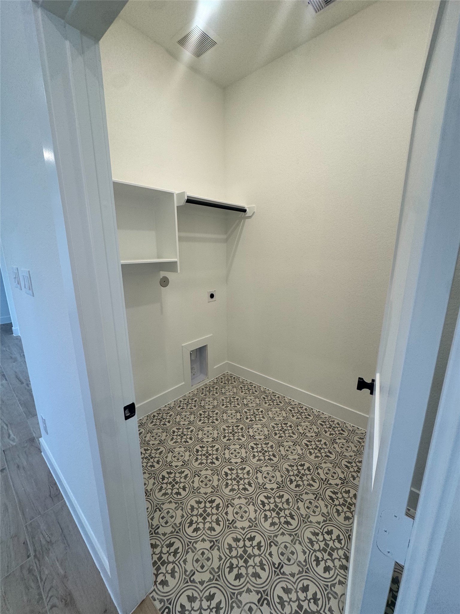 12802 Meadow Wind Way Property Photo 36