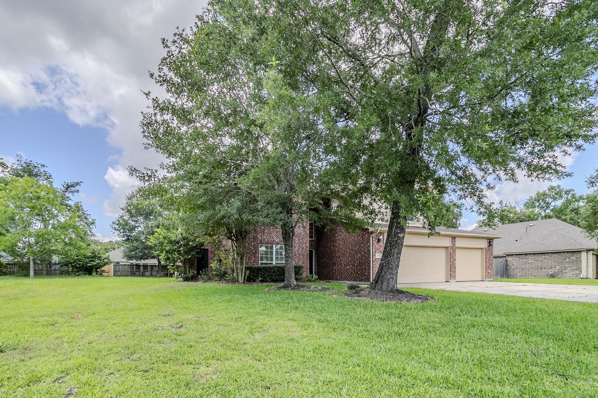 16511 Bluefin Street Property Photo 2