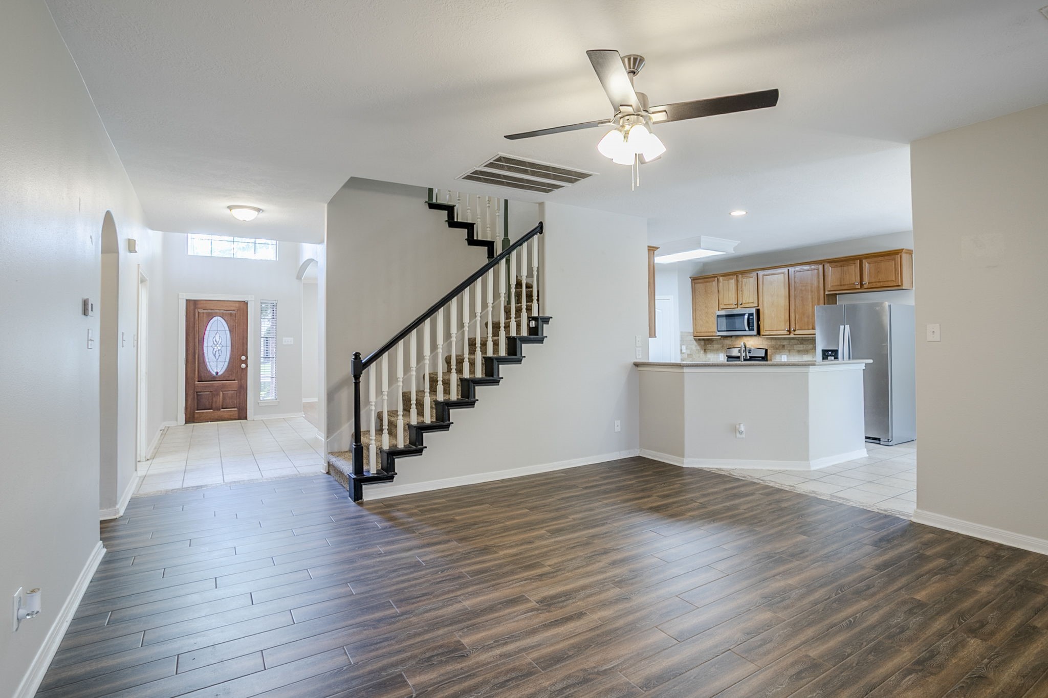 16511 Bluefin Street Property Photo 4