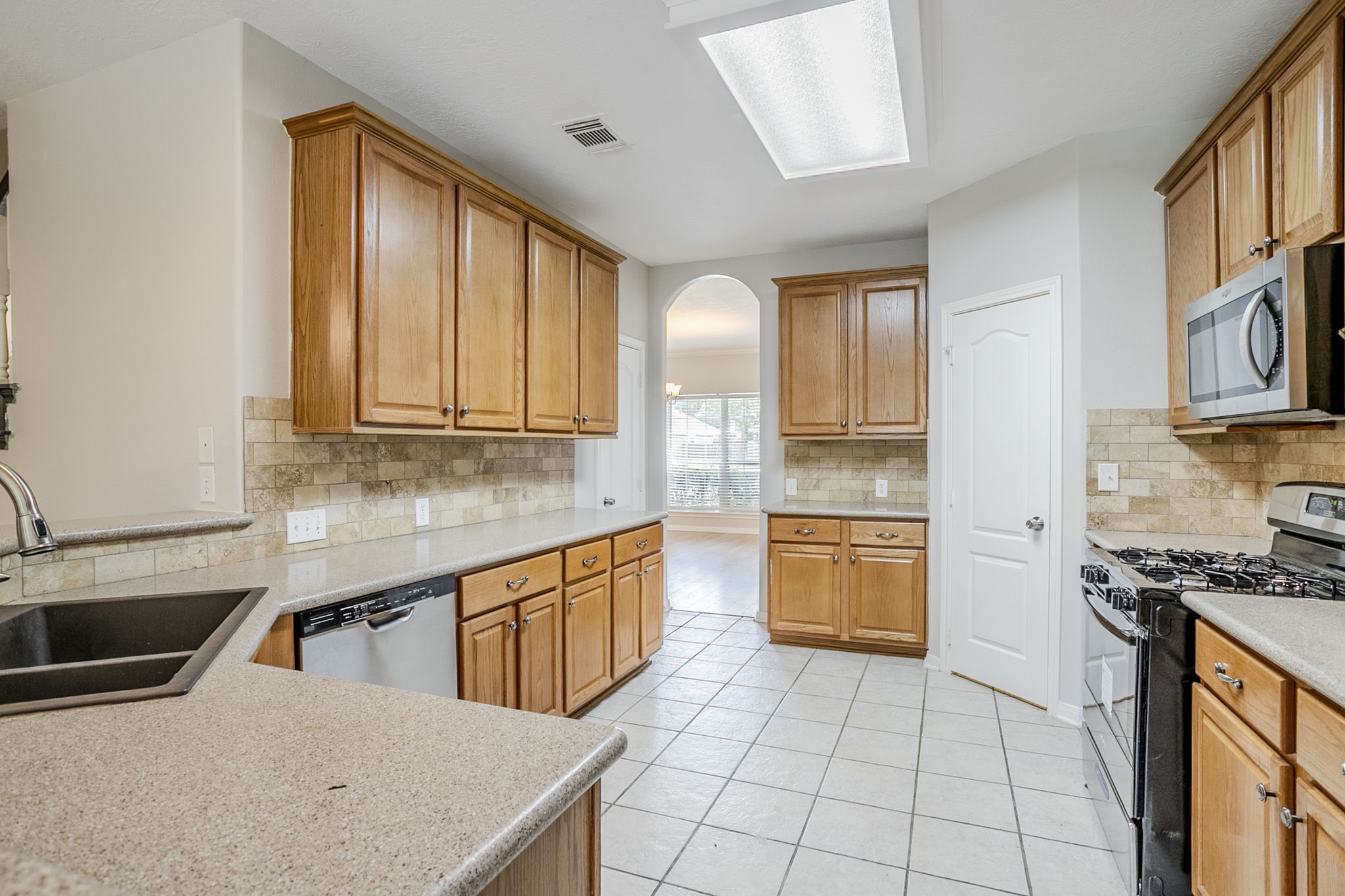 16511 Bluefin Street Property Photo 14