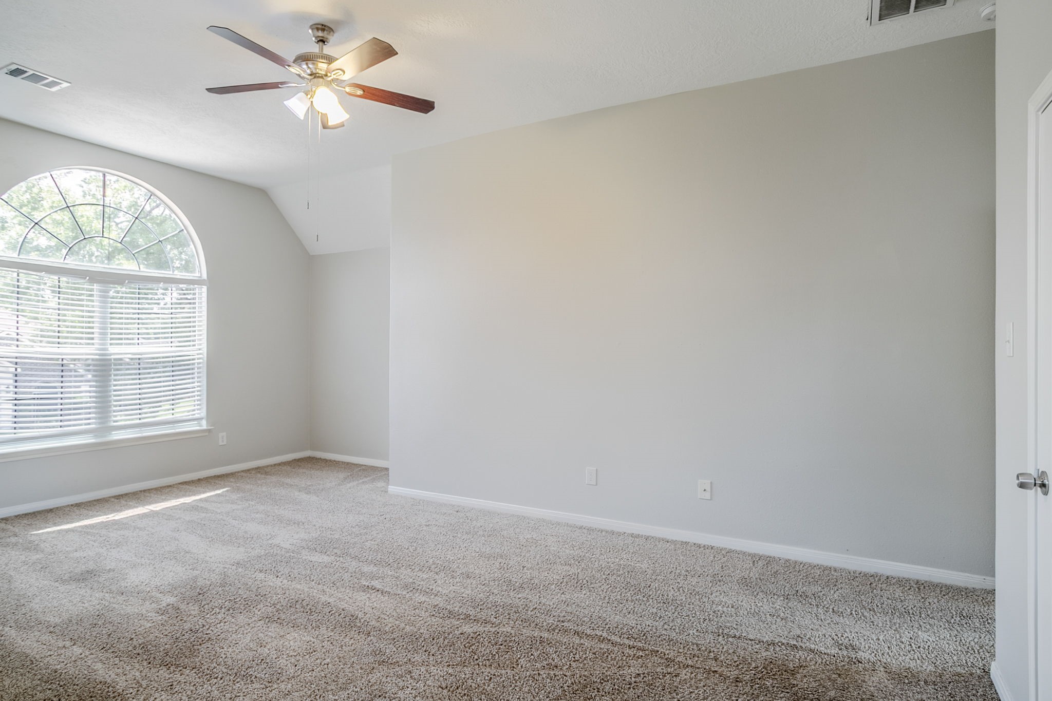 16511 Bluefin Street Property Photo 34