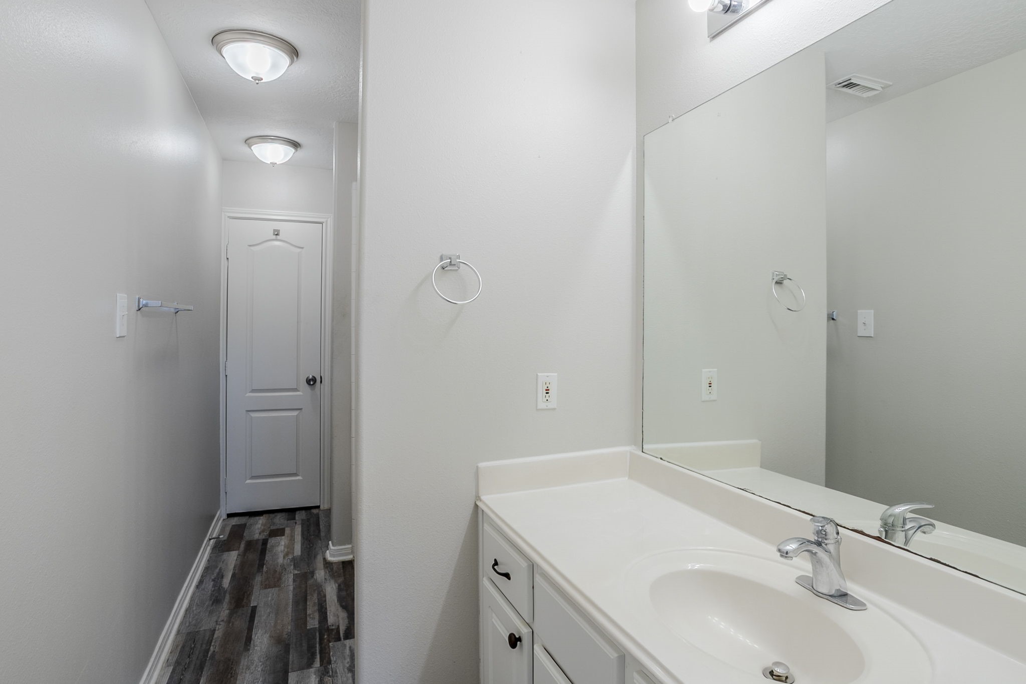 16511 Bluefin Street Property Photo 36