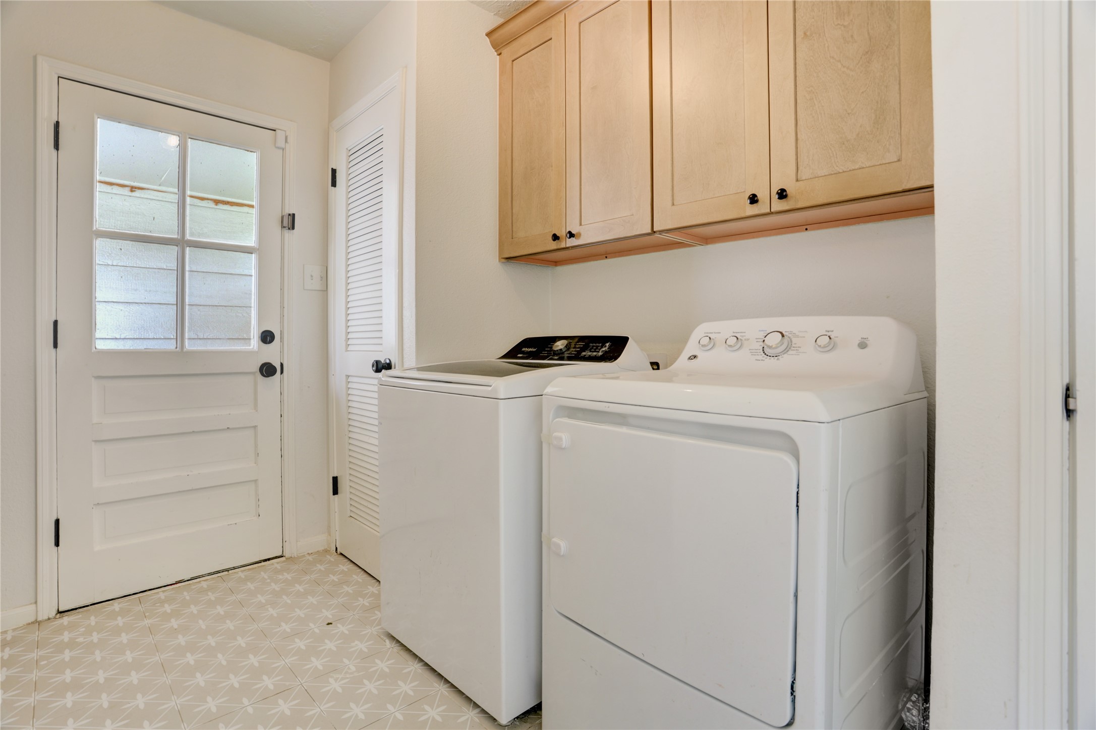 11902 Fawnview Drive Property Photo 16