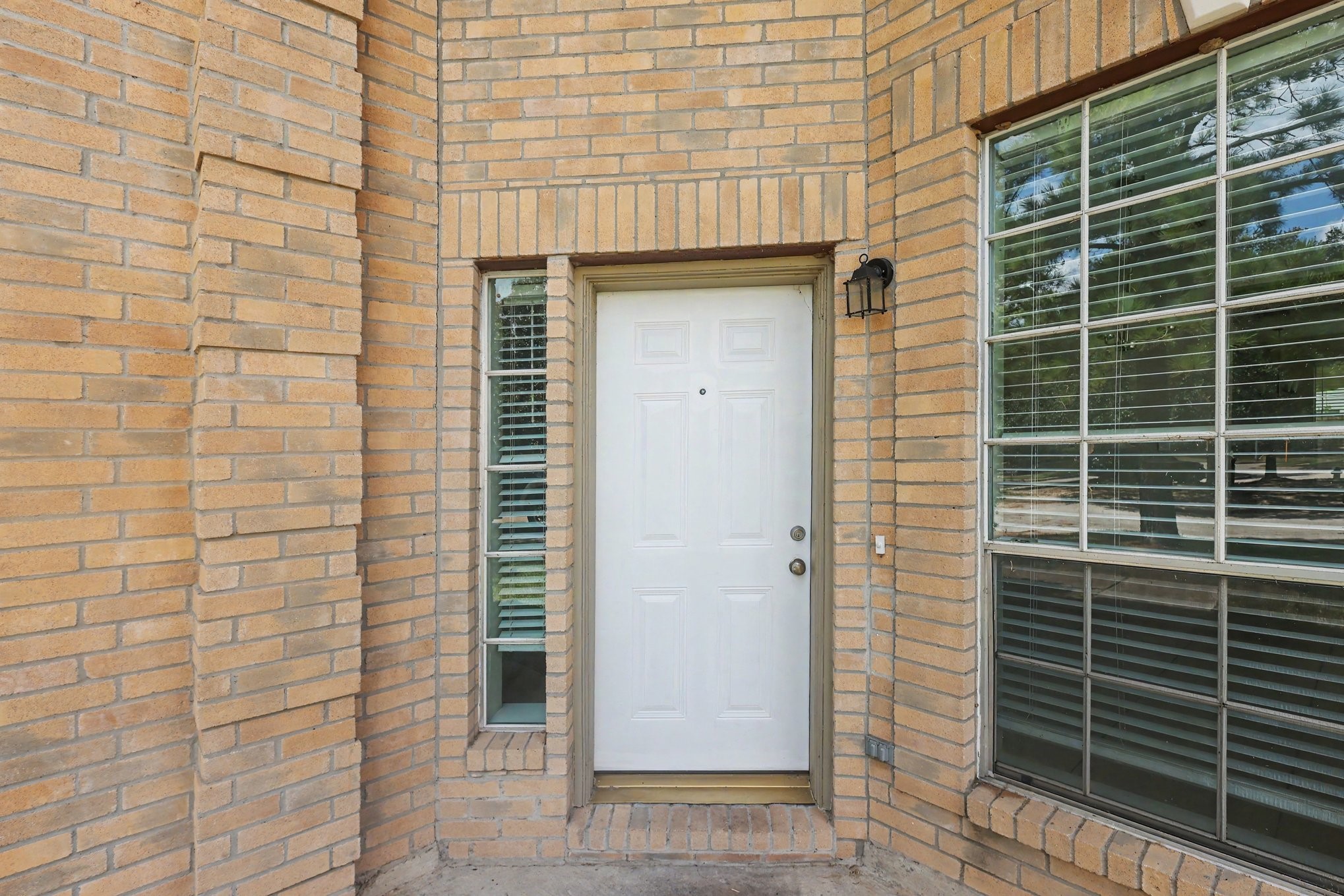 10107 Bayou Trail Court Property Photo 3