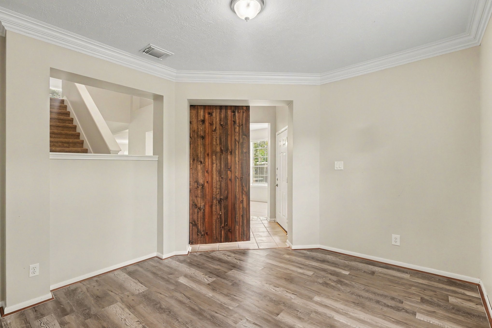 10107 Bayou Trail Court Property Photo 4