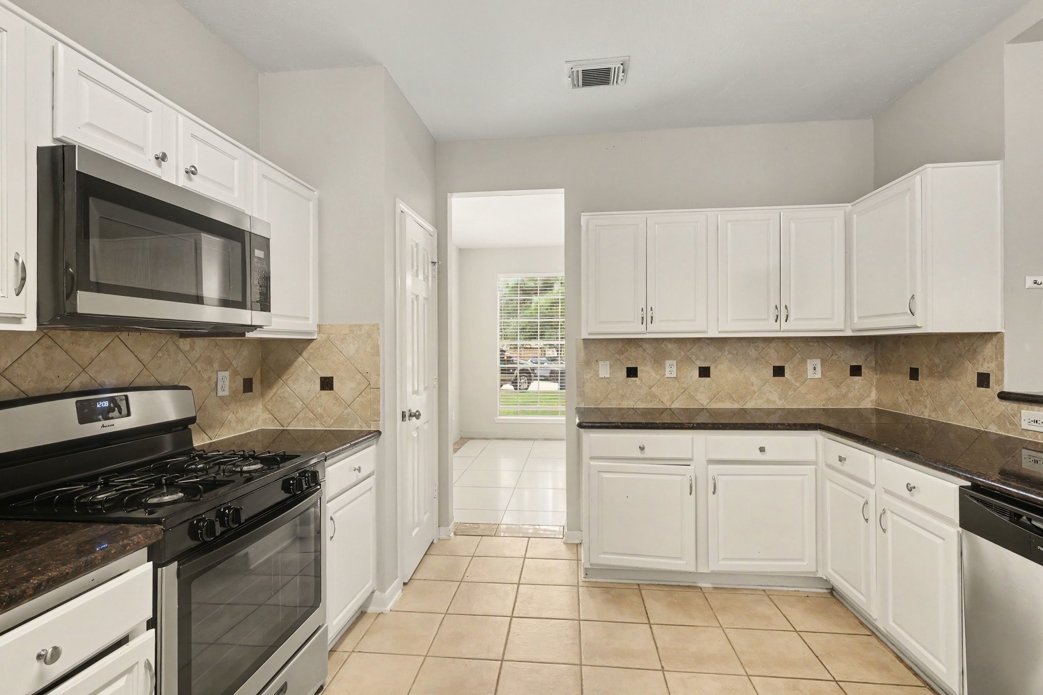 10107 Bayou Trail Court Property Photo 9