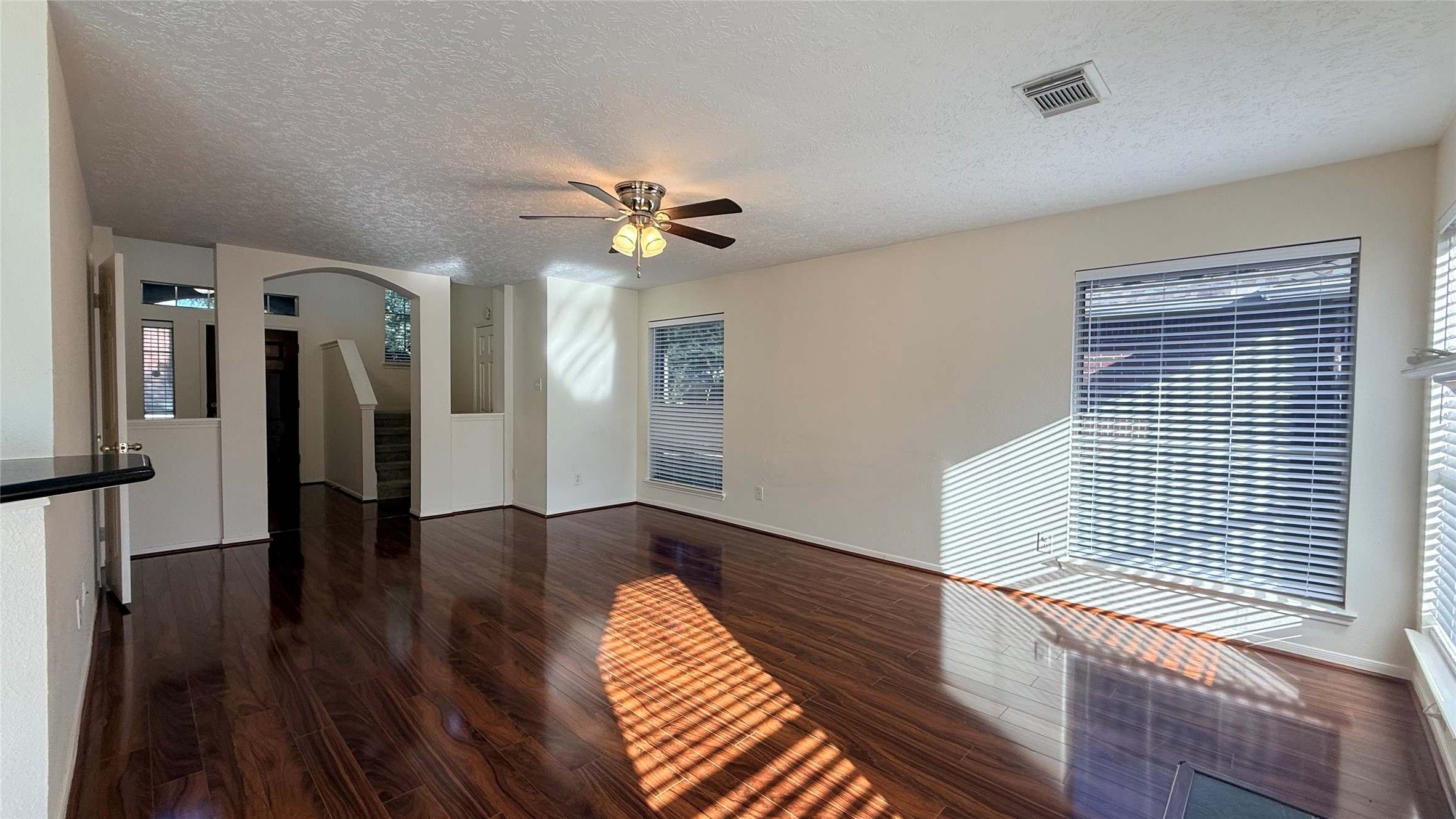 106 Crimson Bay Drive Property Photo 5