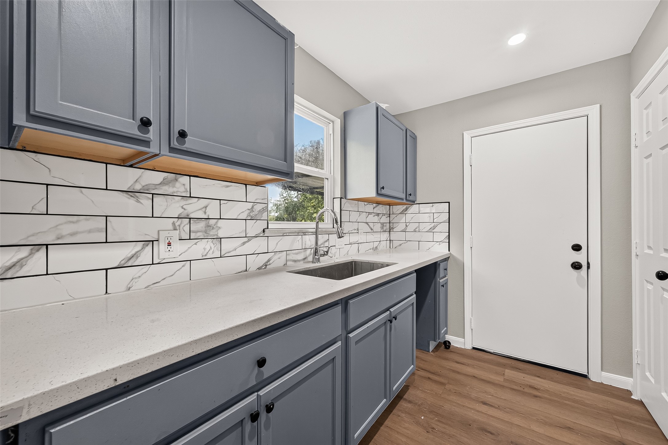 4739 Fm 1096 Road Property Photo 17