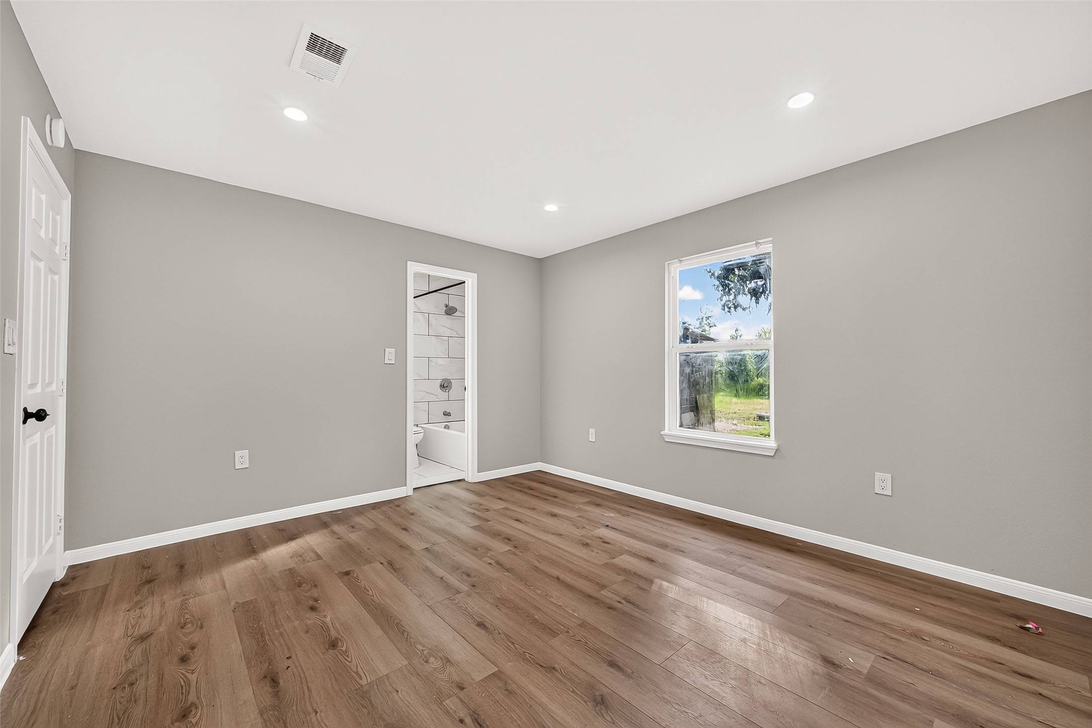 4739 Fm 1096 Road Property Photo 26
