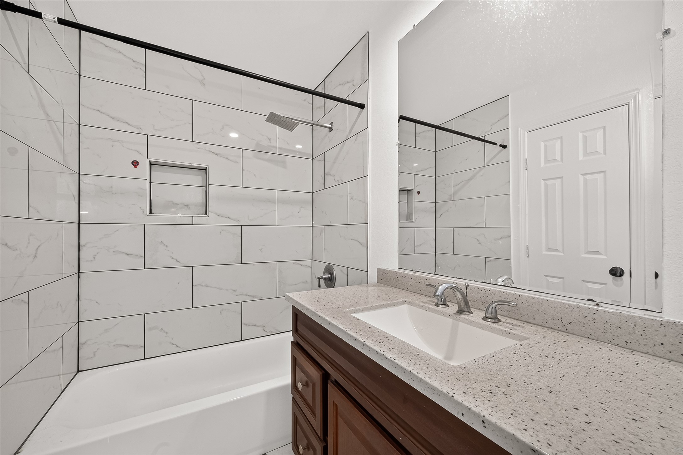 4739 Fm 1096 Road Property Photo 33