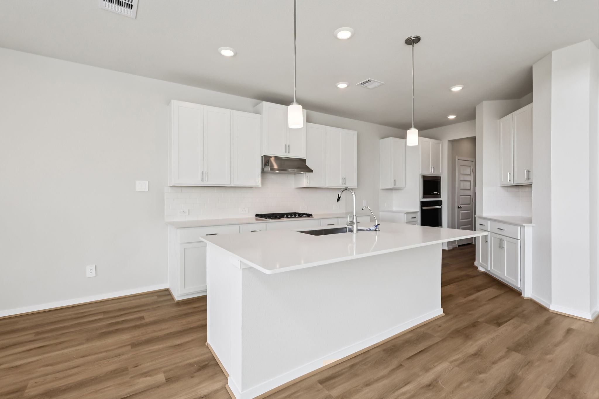1119 Velas View Drive Property Photo 8