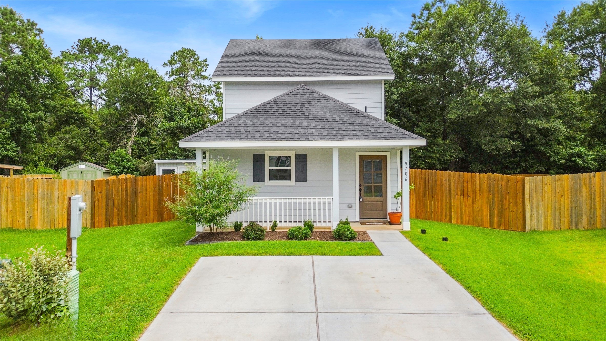 9706 Marie Village Court Property Photo 1