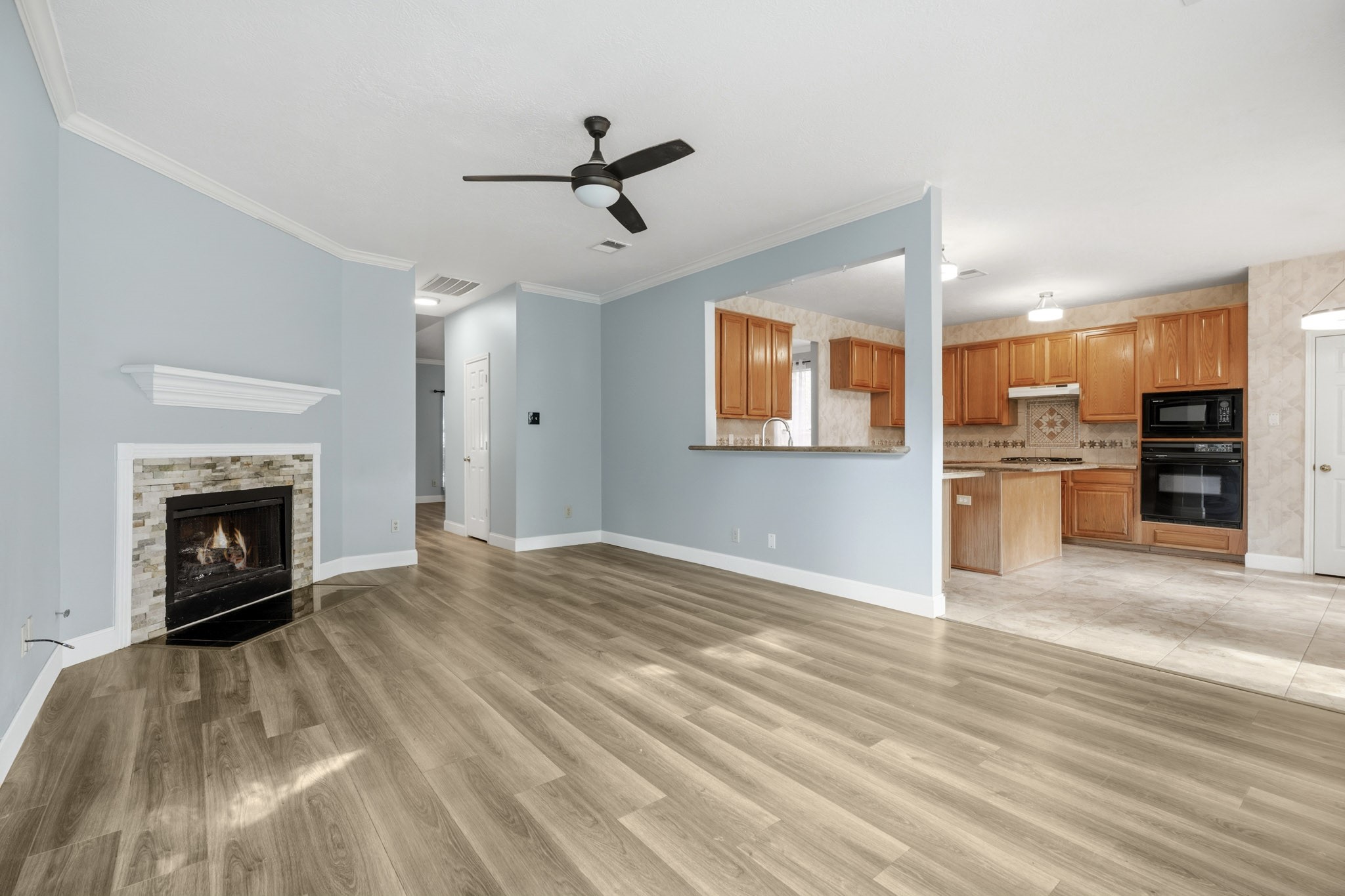 1326 Shrub Oak Drive Property Photo 8