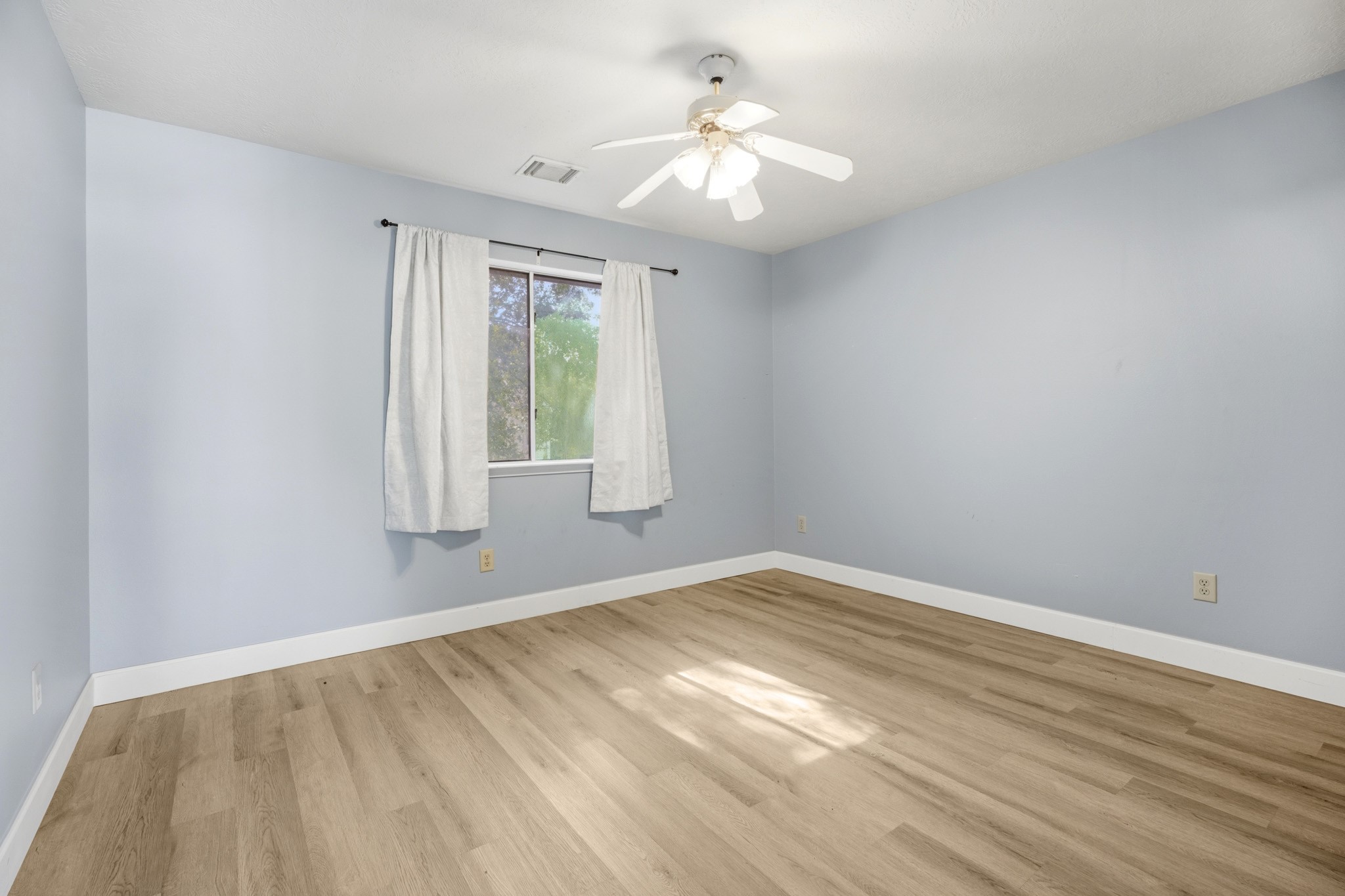 1326 Shrub Oak Drive Property Photo 22