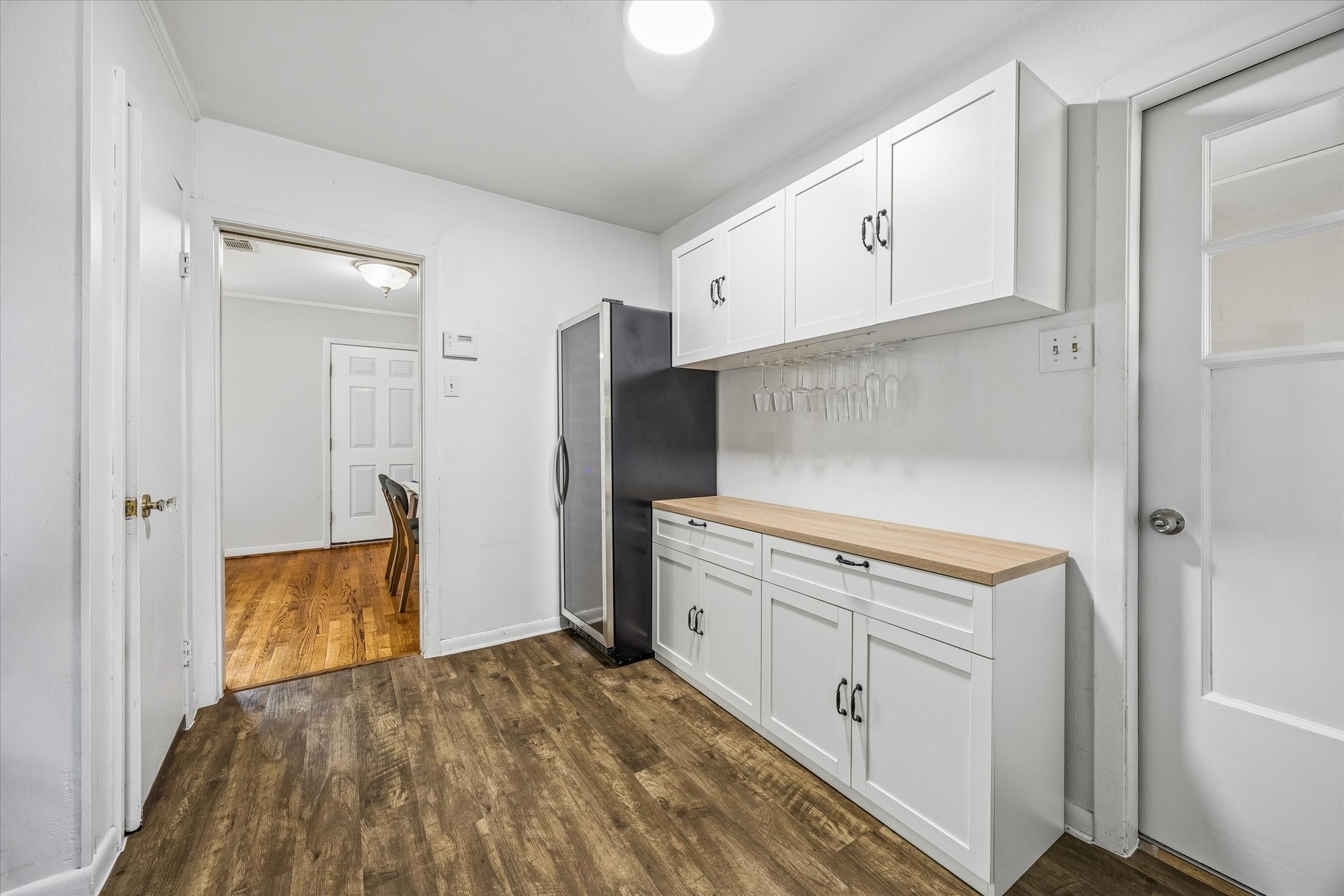 6230 Abington Way Property Photo 6
