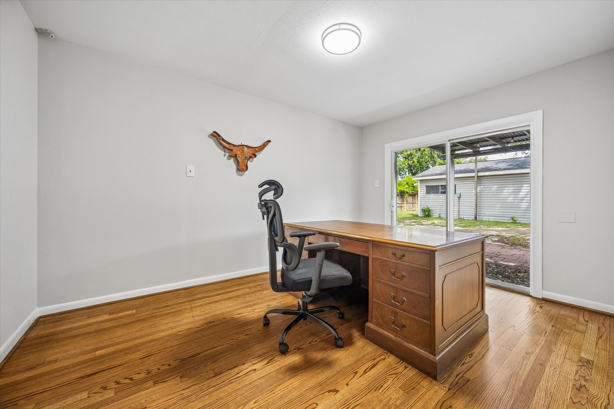 6230 Abington Way Property Photo 11