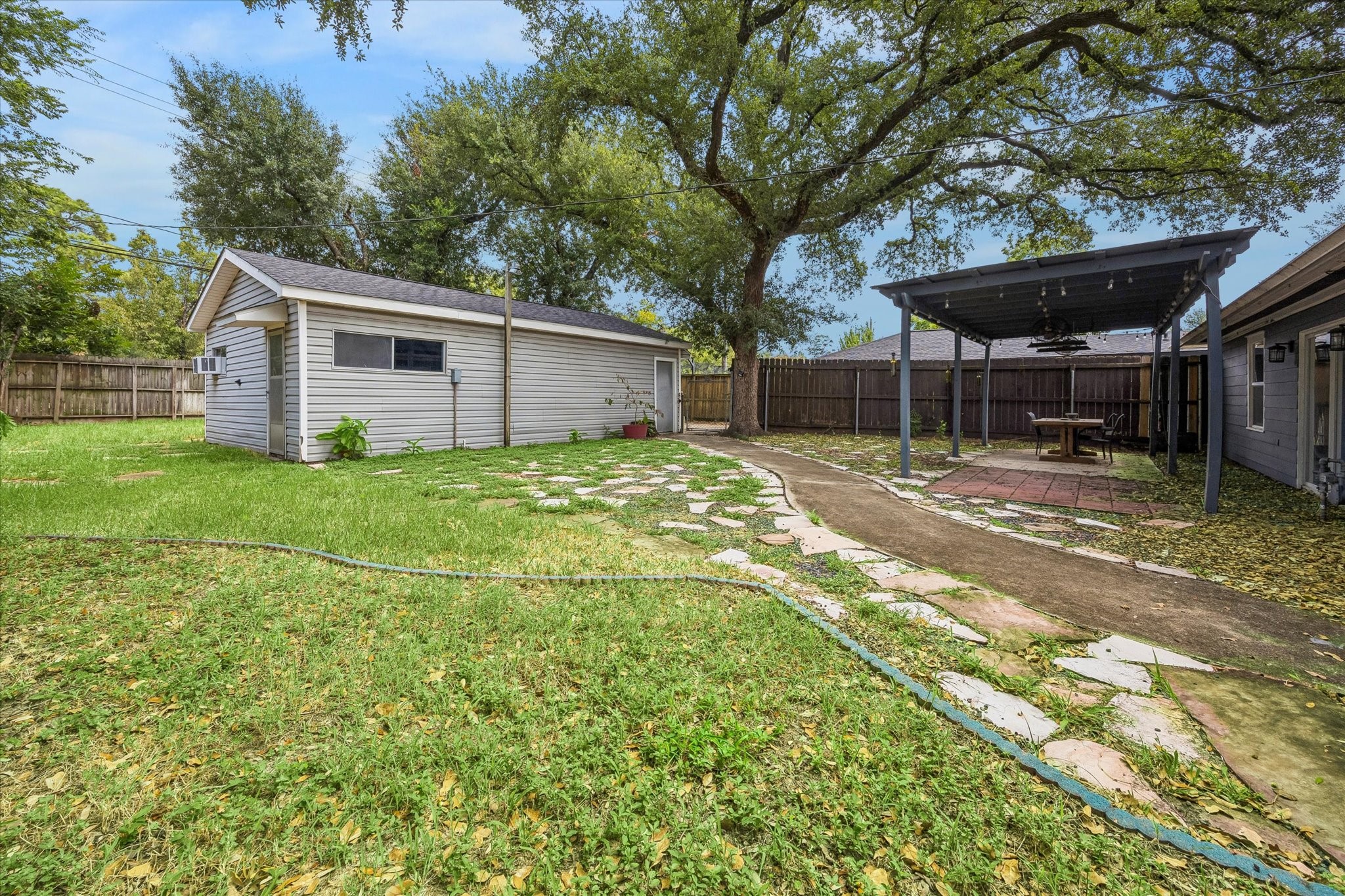 6230 Abington Way Property Photo 14