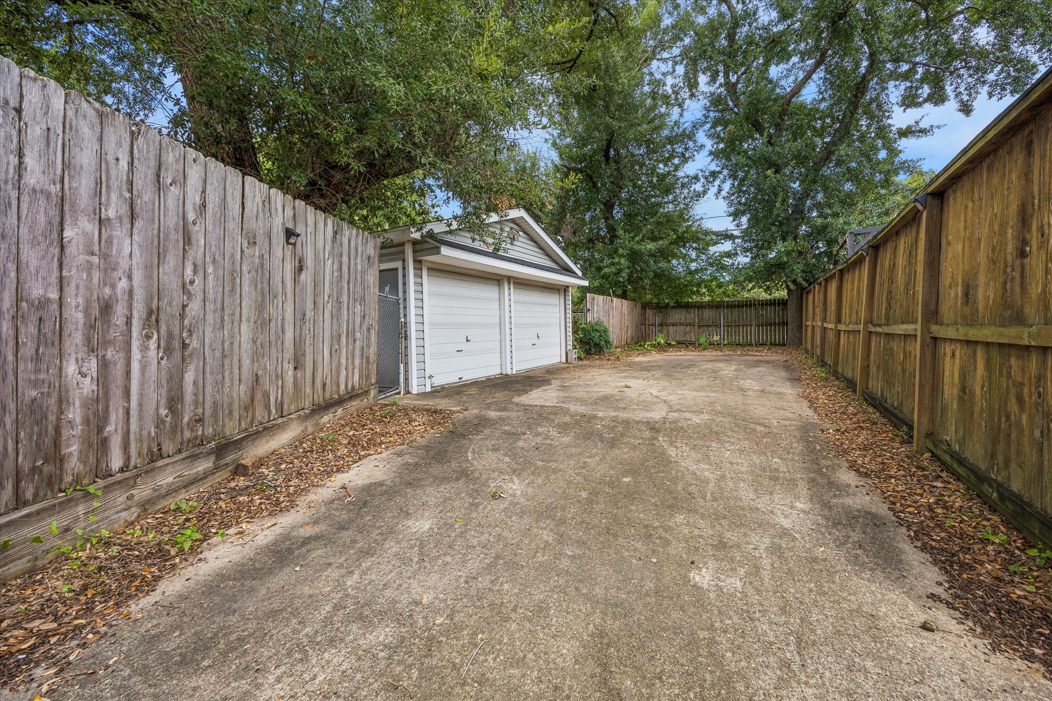 6230 Abington Way Property Photo 17