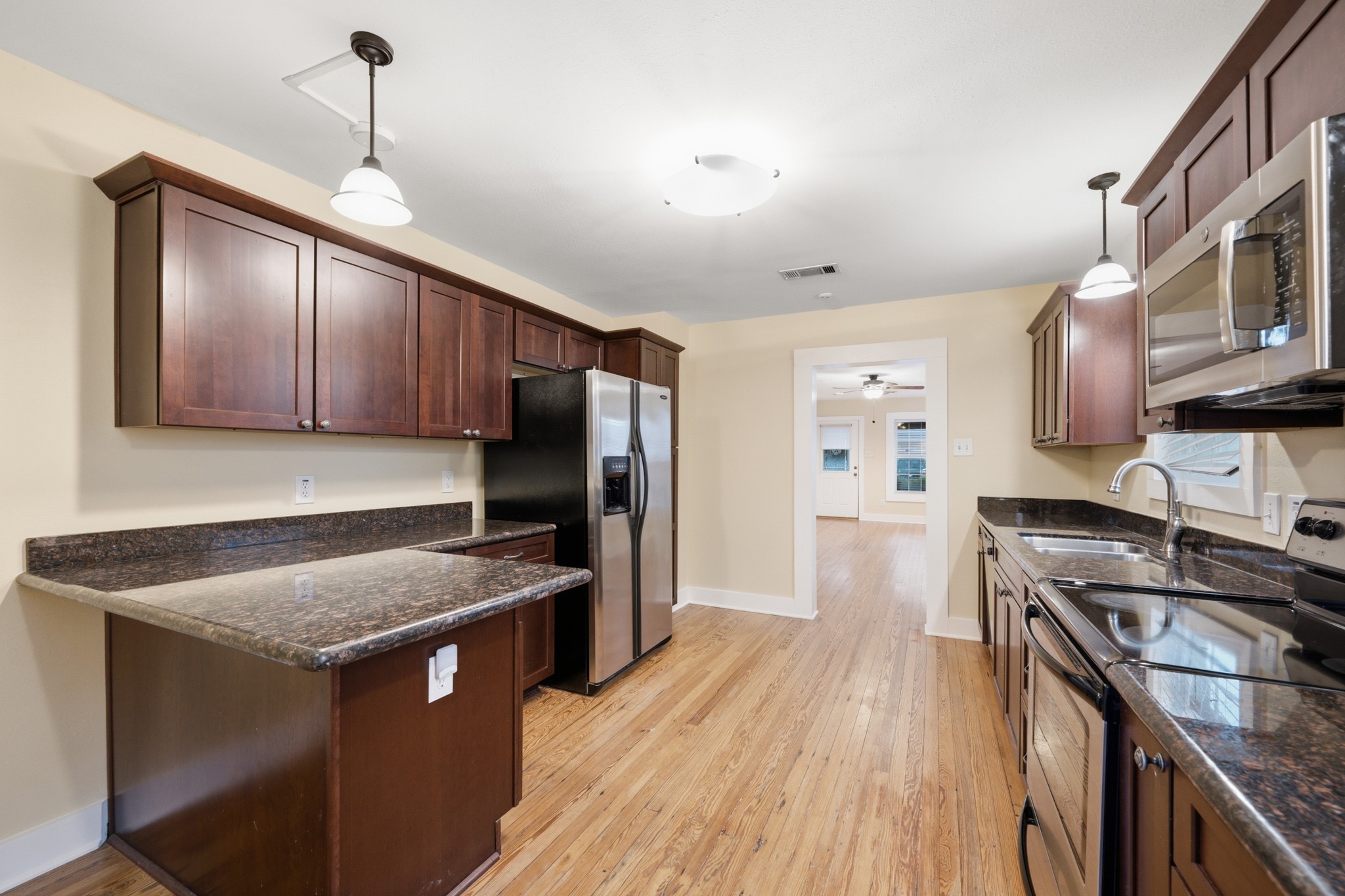 1112 Robbie Street Property Photo 18
