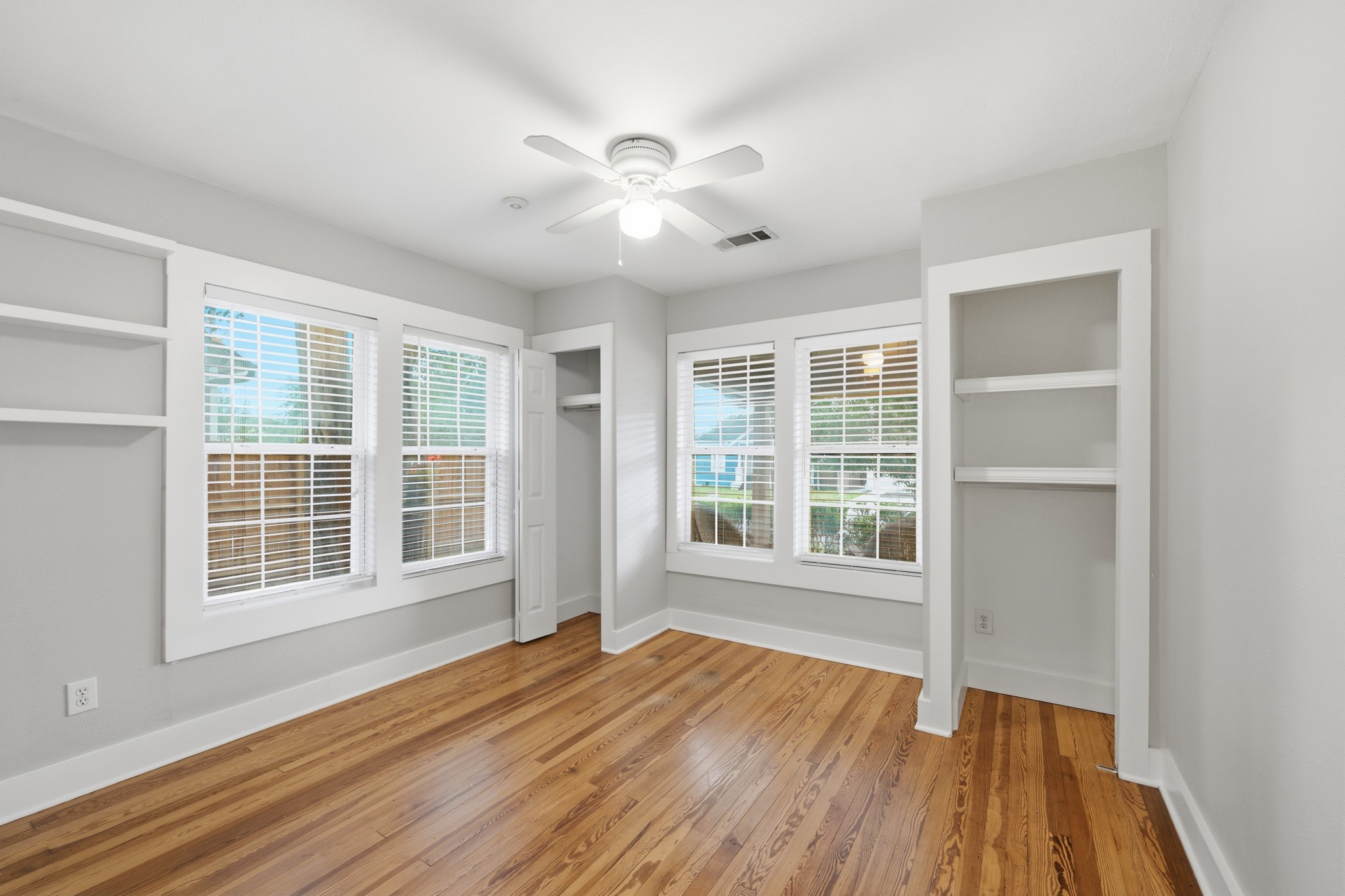 1112 Robbie Street Property Photo 22