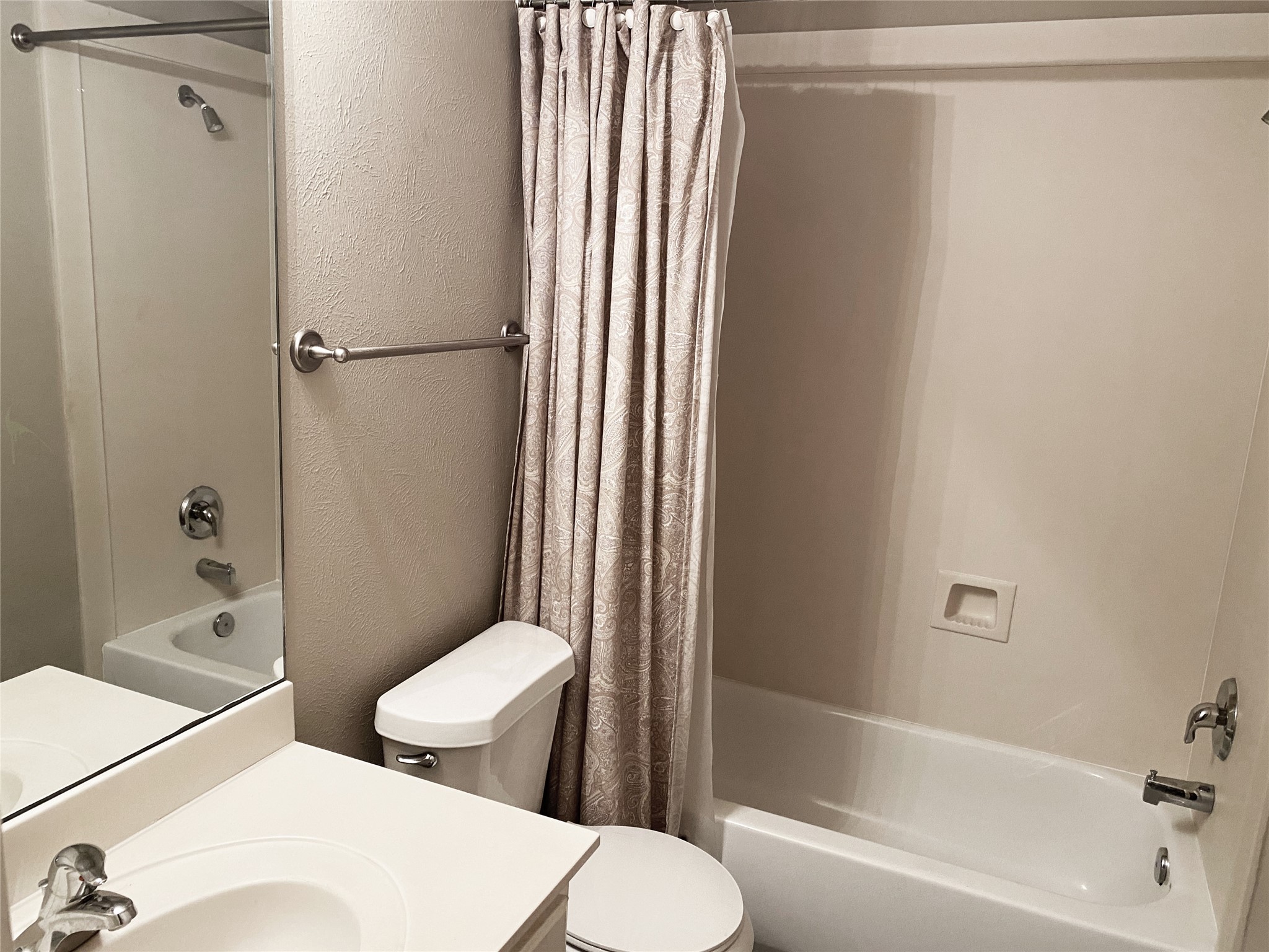 3227 Damico Street Property Photo 31