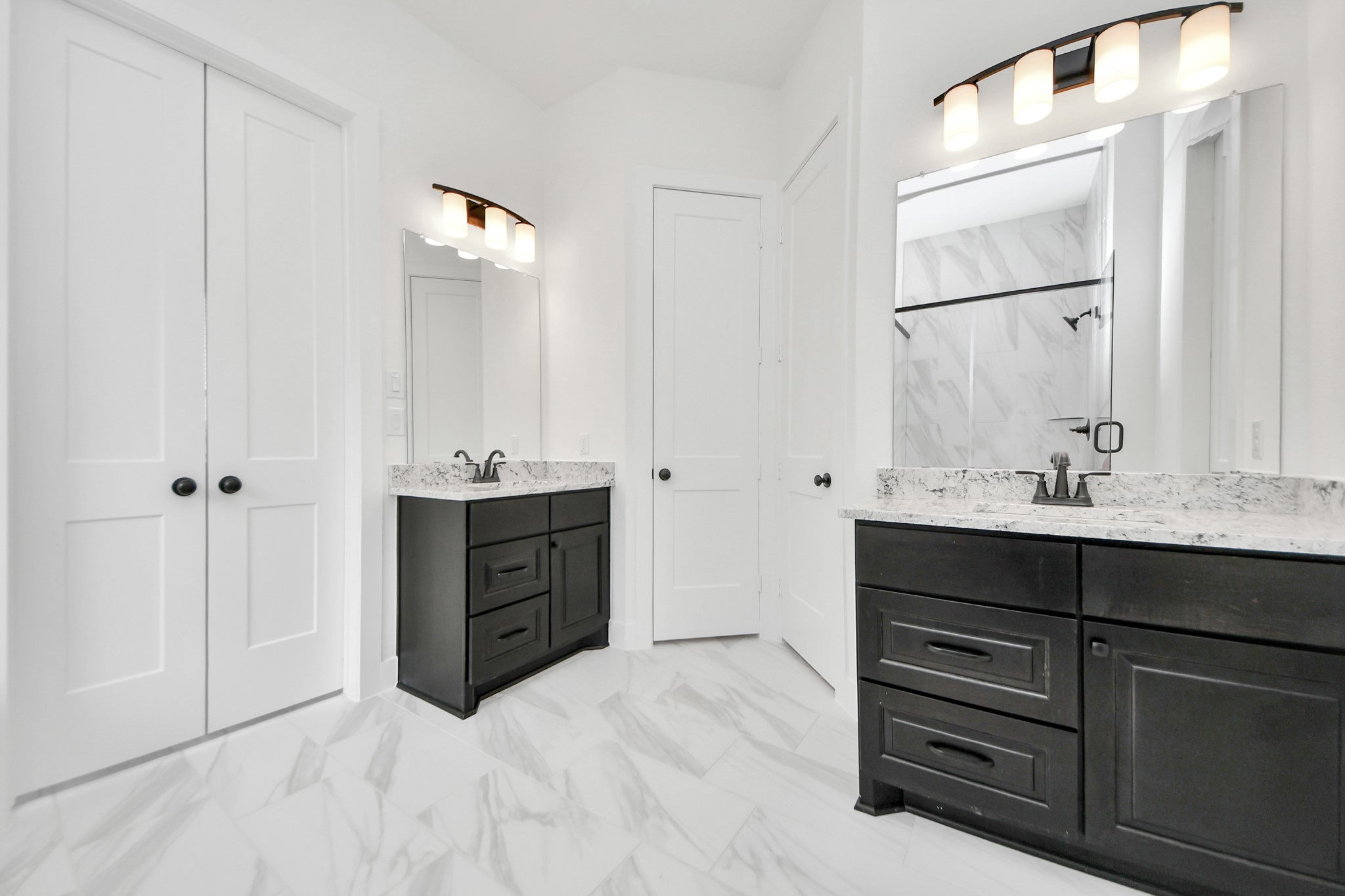 4727 Vaughan Way Property Photo 14