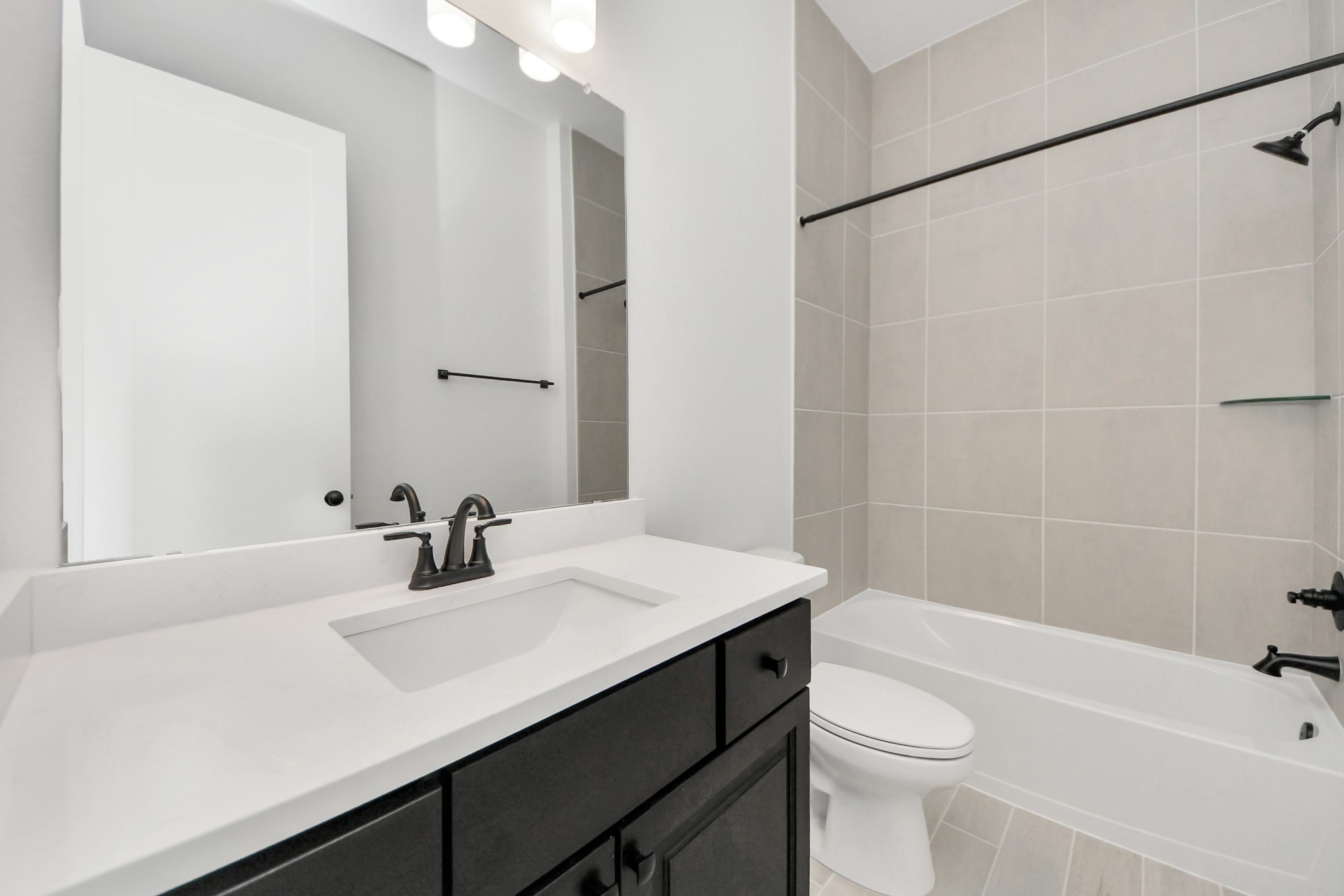 4727 Vaughan Way Property Photo 22
