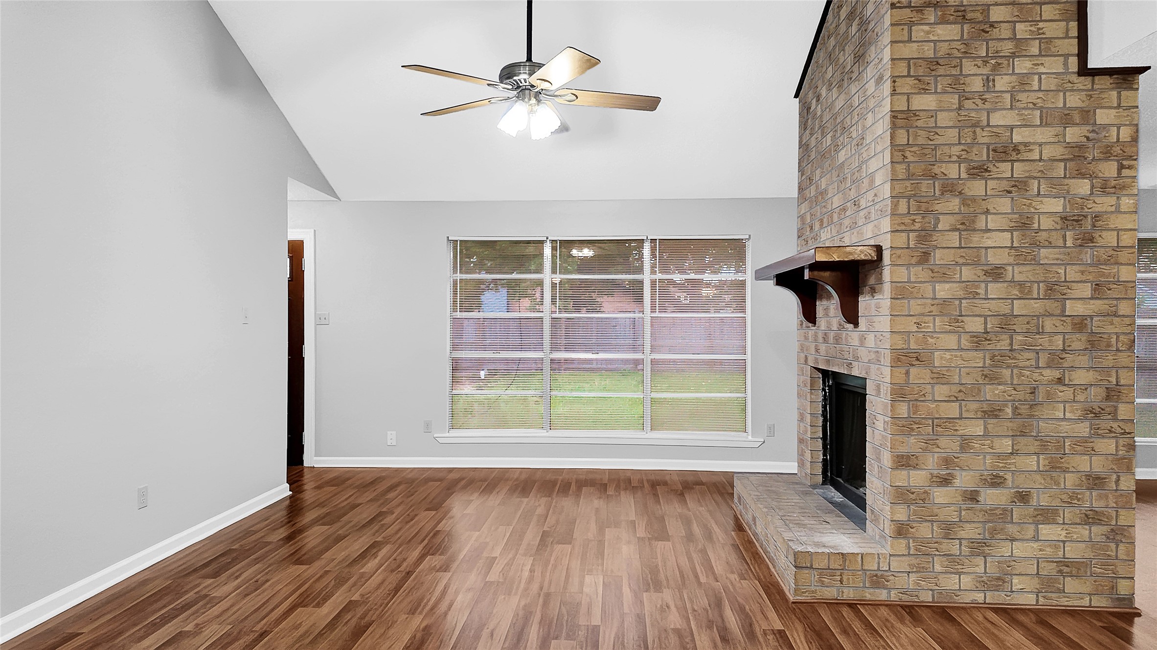830 S 6th Street Property Photo 9