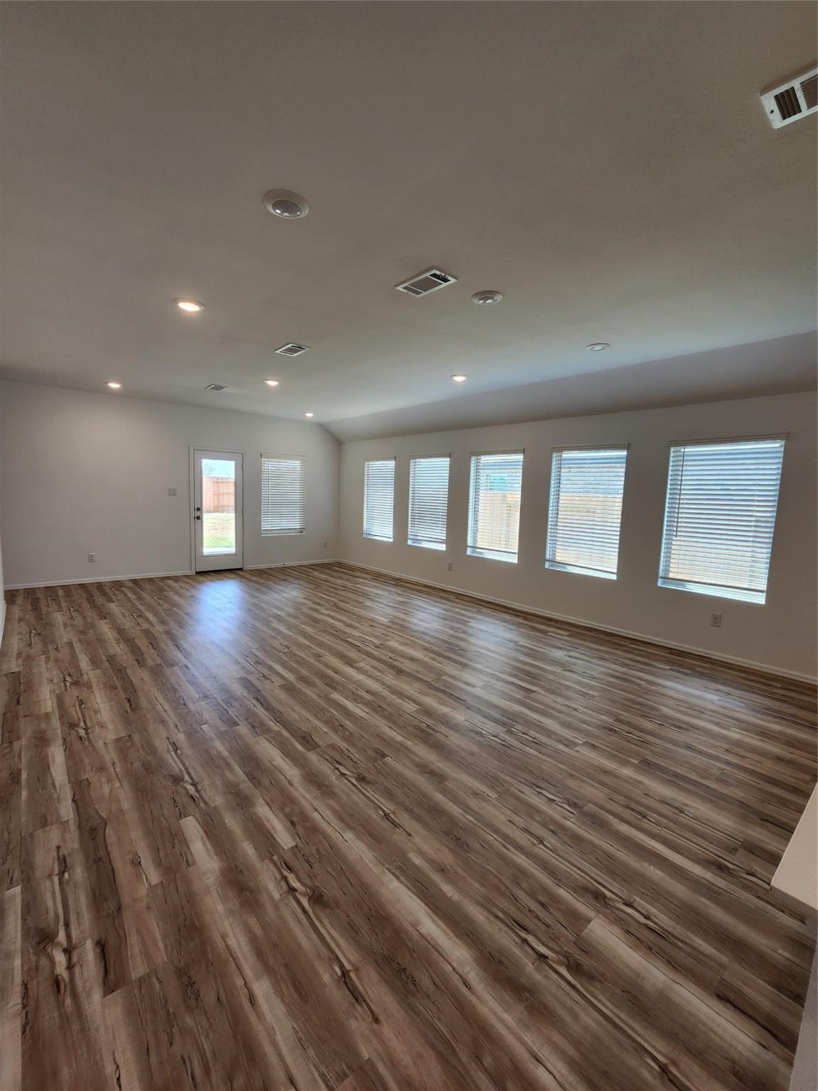 31407 Hidden Rosehill Property Photo 16