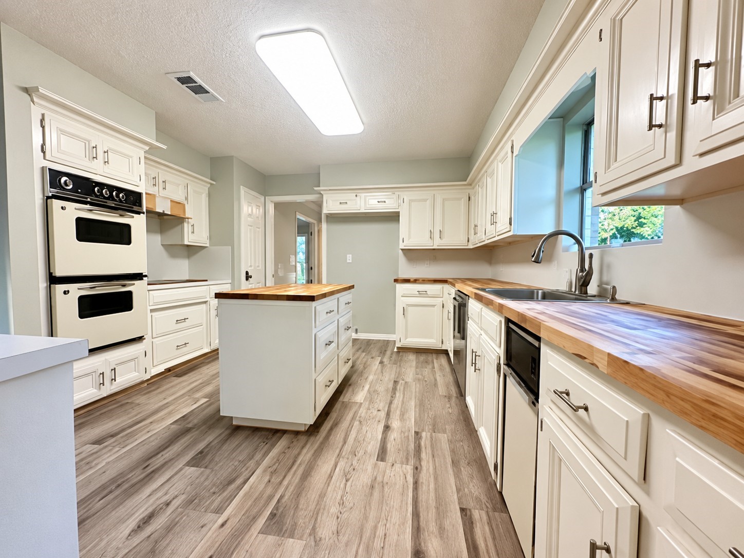 6510 Fm 3012 Road Property Photo 12