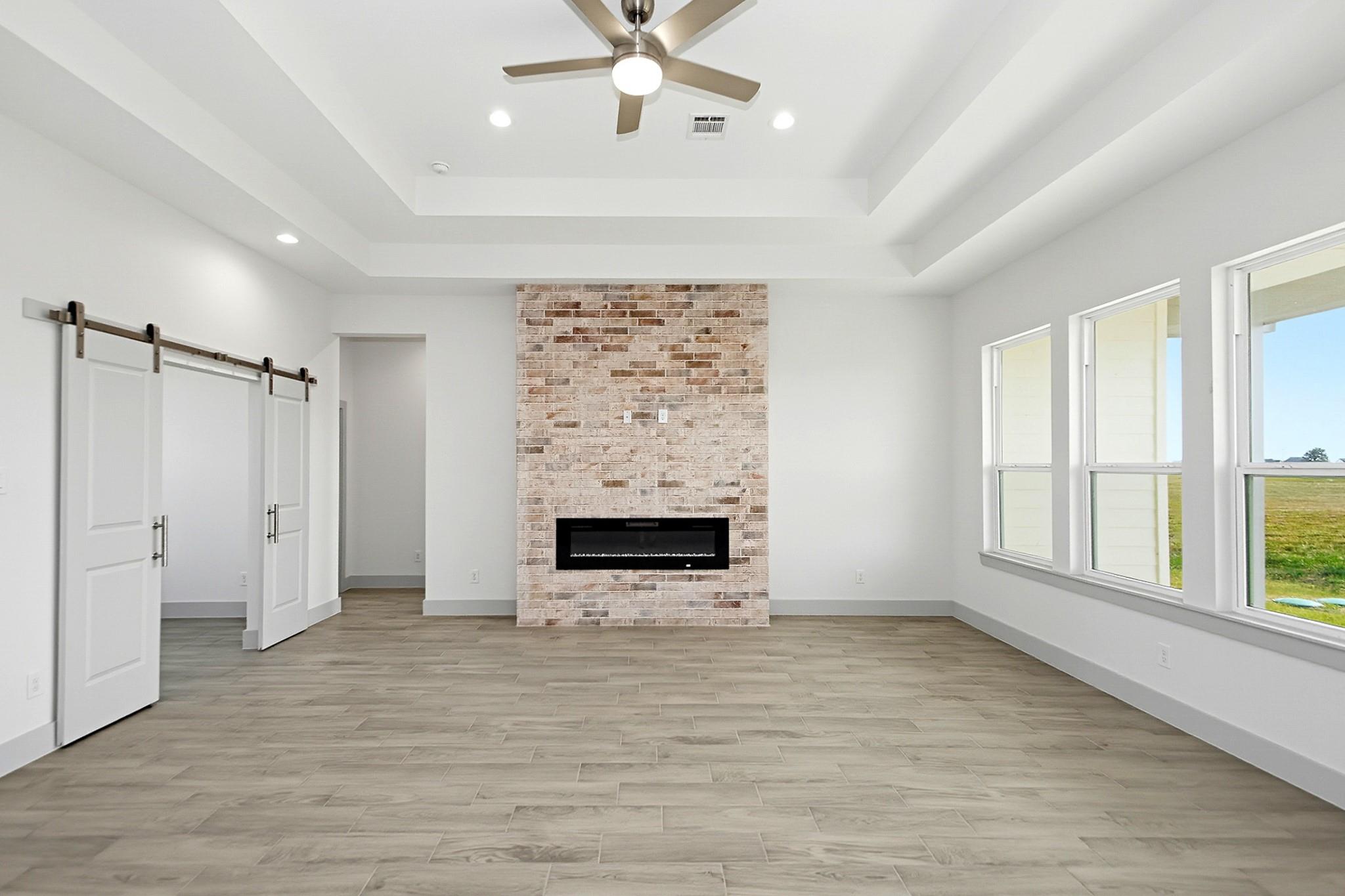 619 Longhorn Trail, Angleton Tx 77515 Property Photo 8