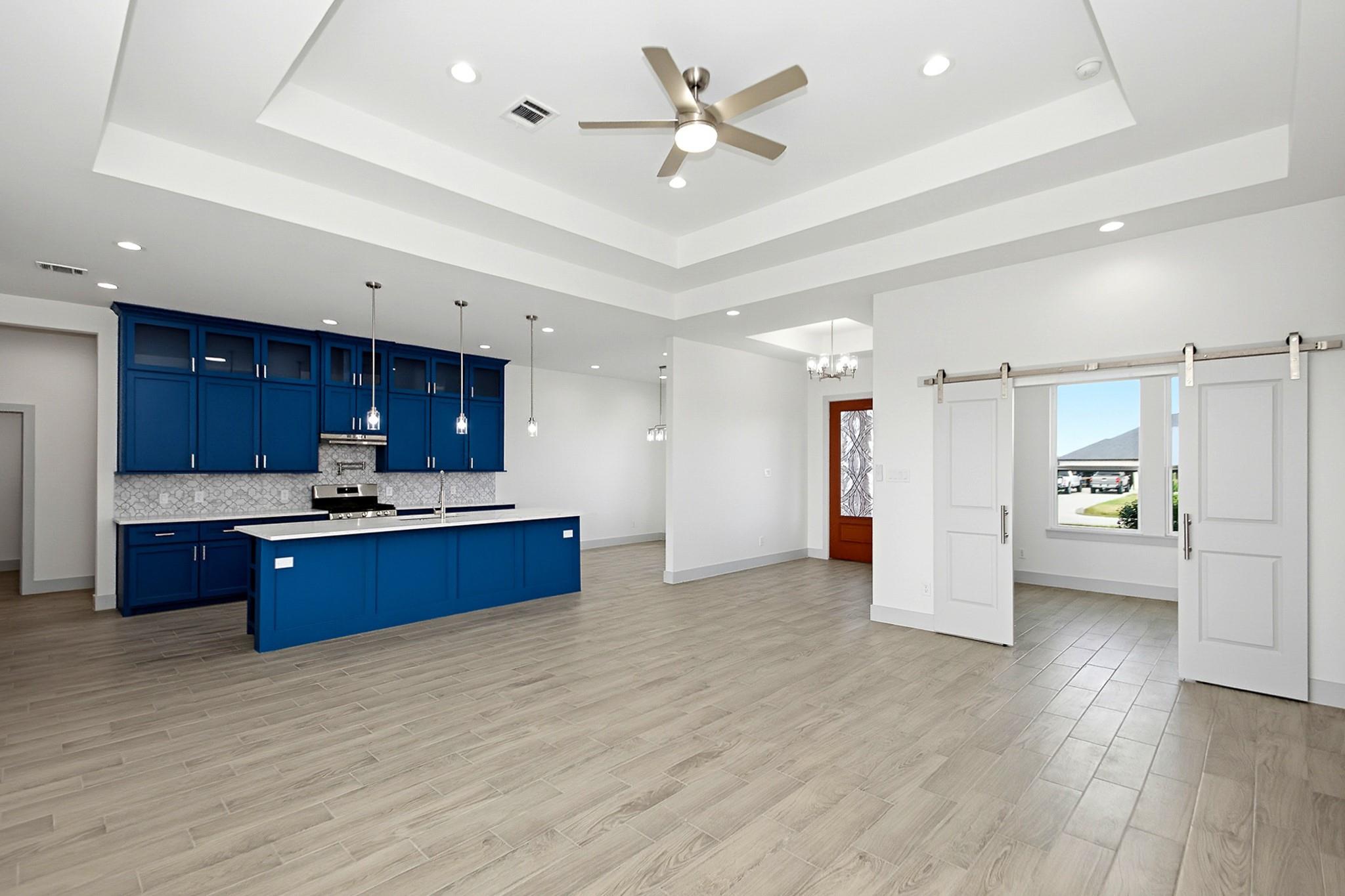 619 Longhorn Trail, Angleton Tx 77515 Property Photo 9