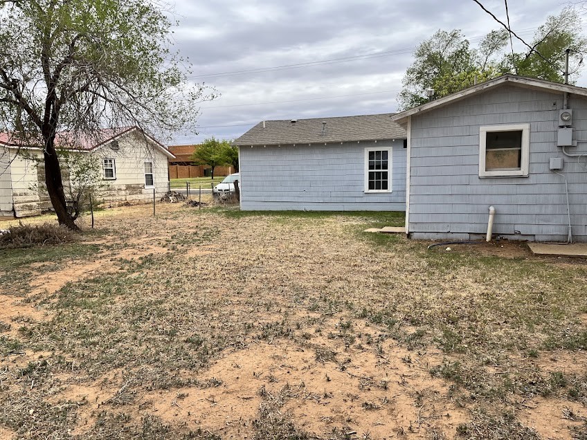 2414 Baylor Street Property Photo 13