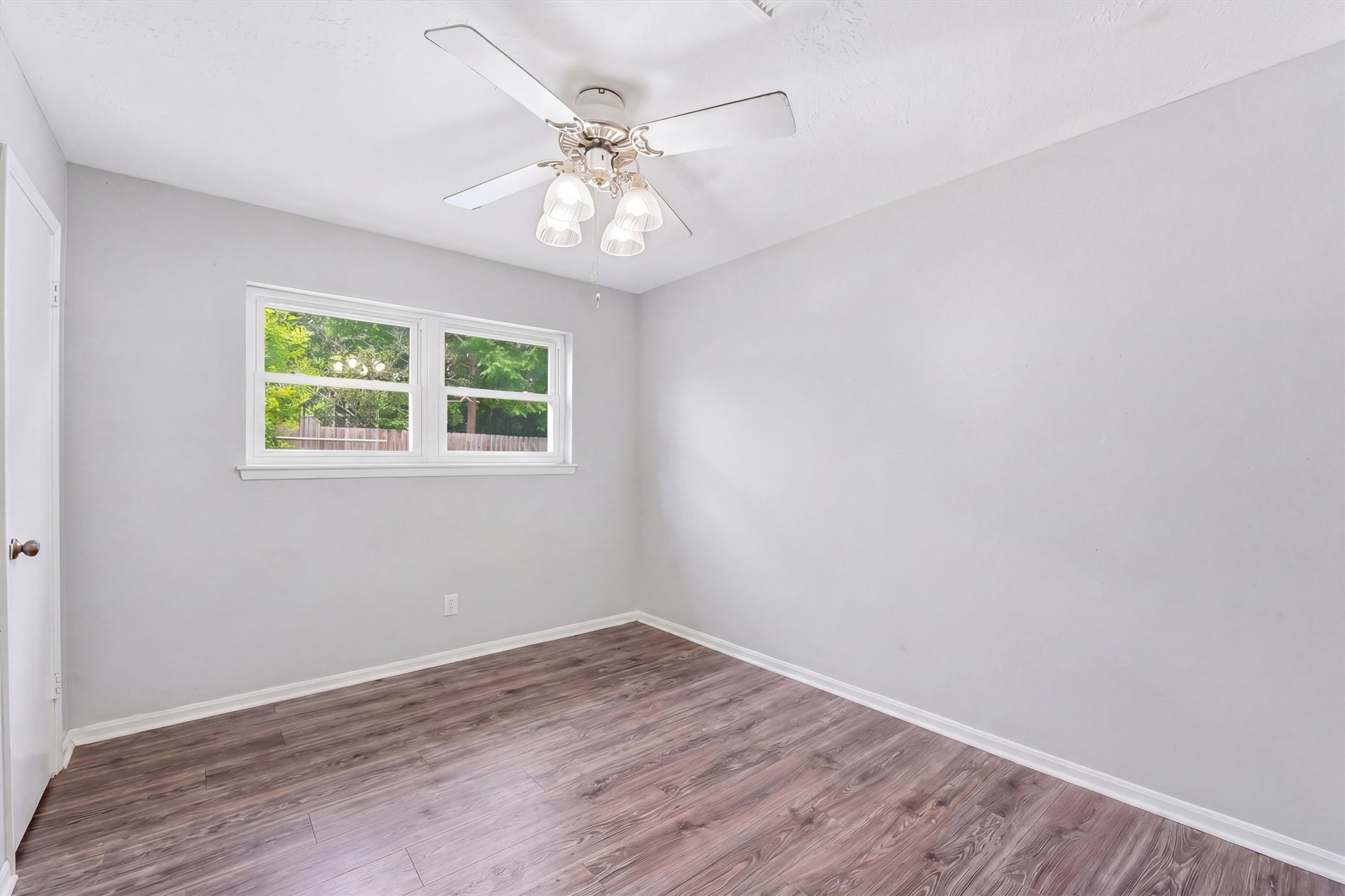 16346 Havenpark Court Property Photo 12