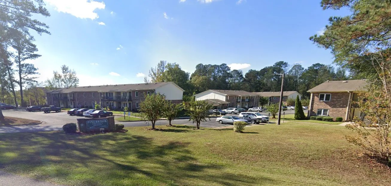 611 Vanity Fair Ave Property Photo 5