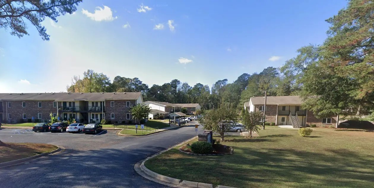 611 Vanity Fair Ave Property Photo 6