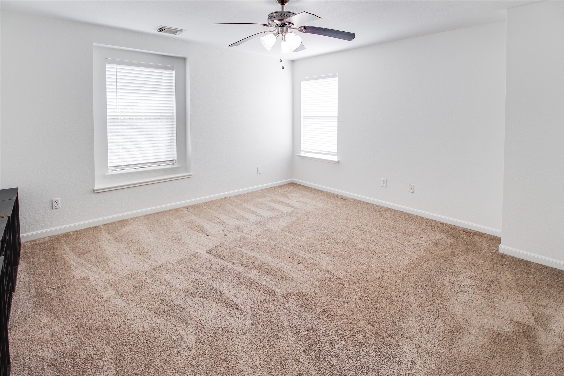 11346 Log Cabin Lane Property Photo 9