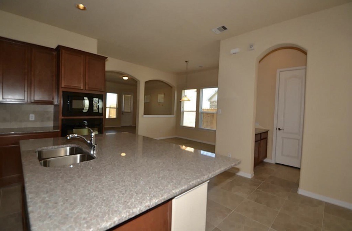7219 Pearl Terrace Lane Property Photo 25