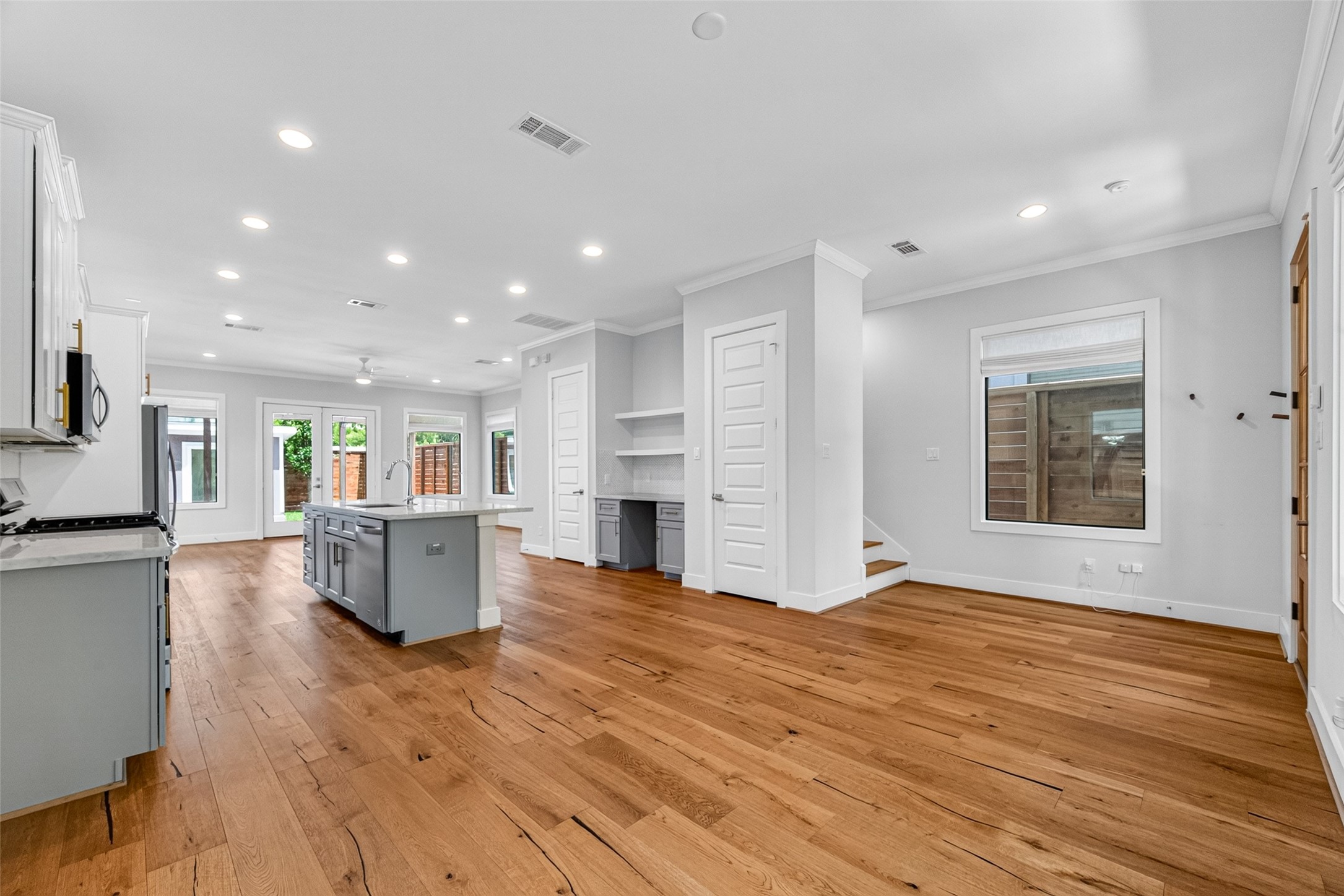 935 Bunton Street Property Photo 11