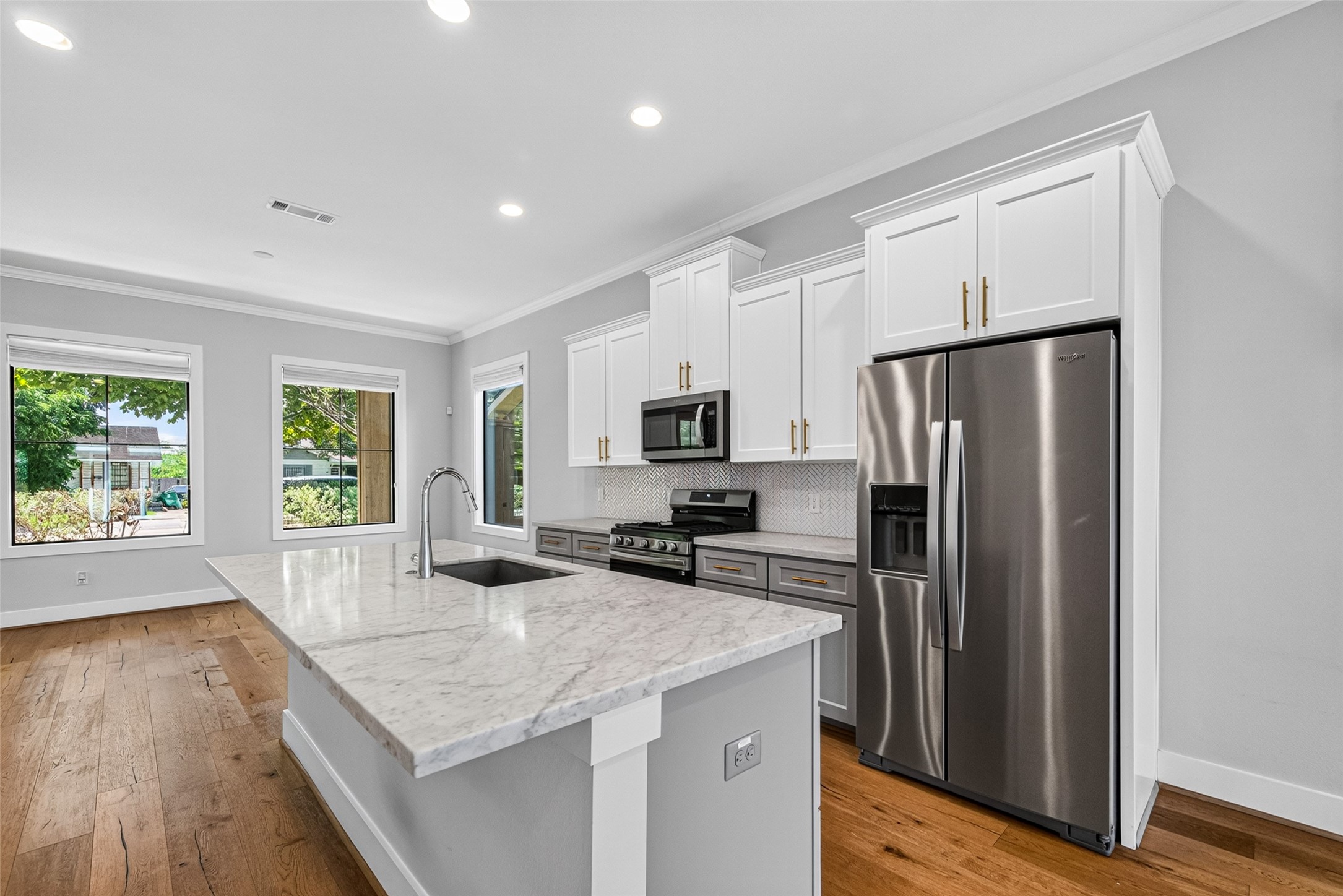 935 Bunton Street Property Photo 18
