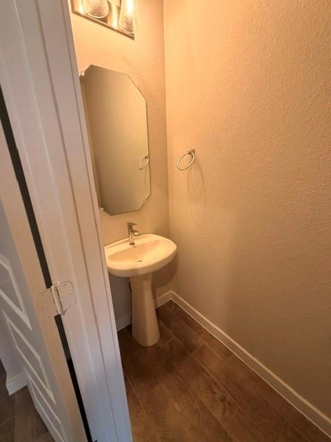 2719 Oakleaf Ash Lane Property Photo 4