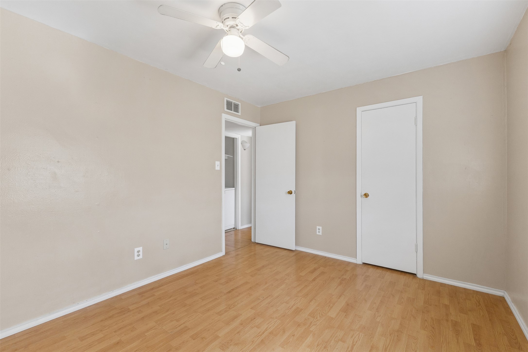 2804 Cypress Bend Circle Property Photo 11
